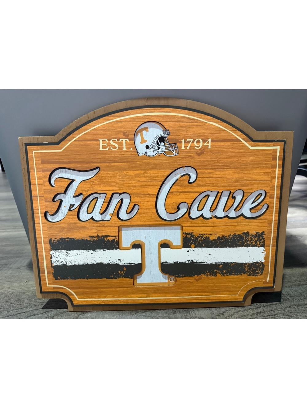 Tennessee Volunteers fan cave sign 15x12.5